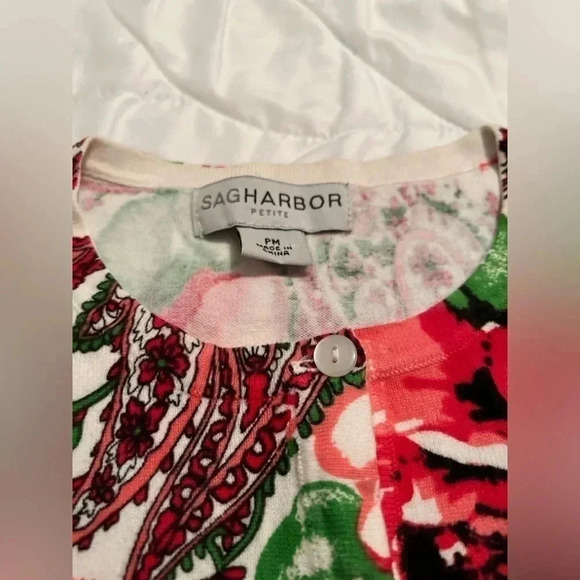 🌹 Sag Harbor Floral Paisley Print Cardigan | Petite Medium - Picture 3 of 3
